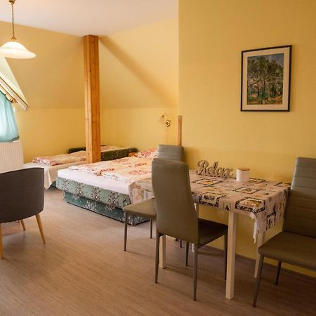 Flora Villa Hévíz Εξωτερικό φωτογραφία