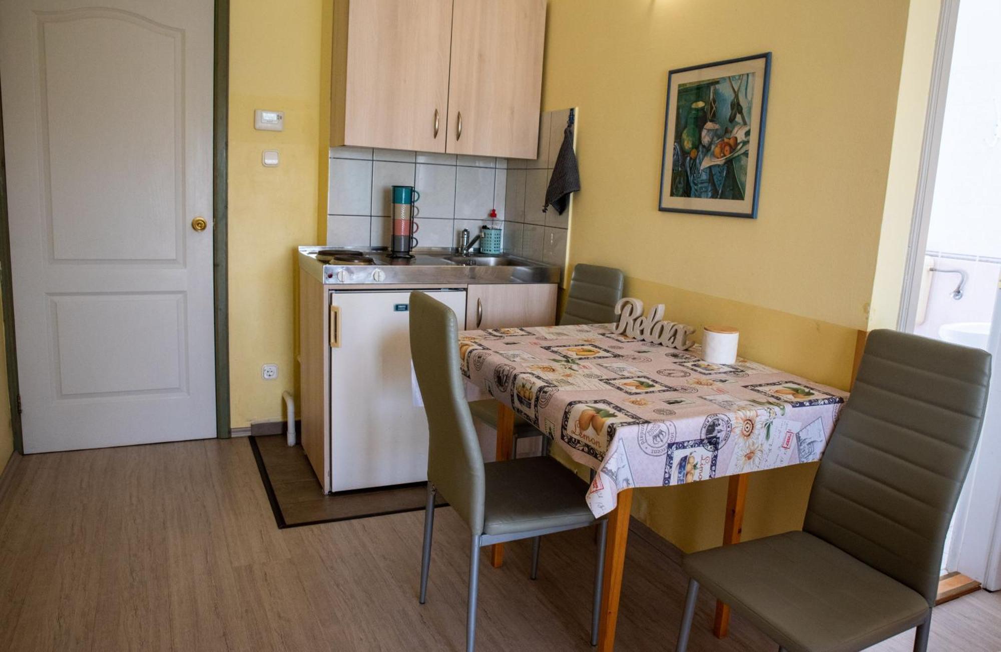 Flora Villa Hévíz Εξωτερικό φωτογραφία