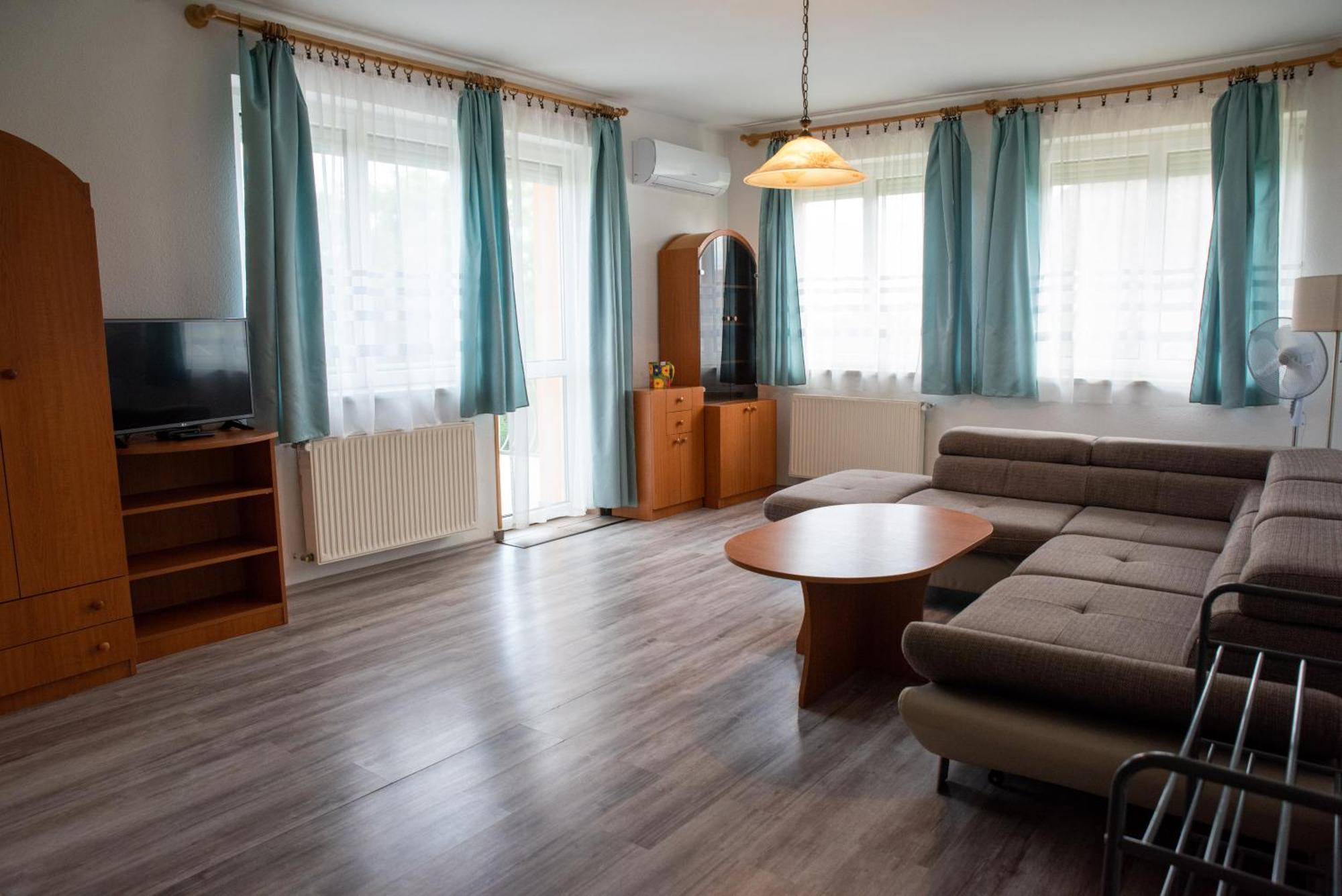 Flora Villa Hévíz Εξωτερικό φωτογραφία
