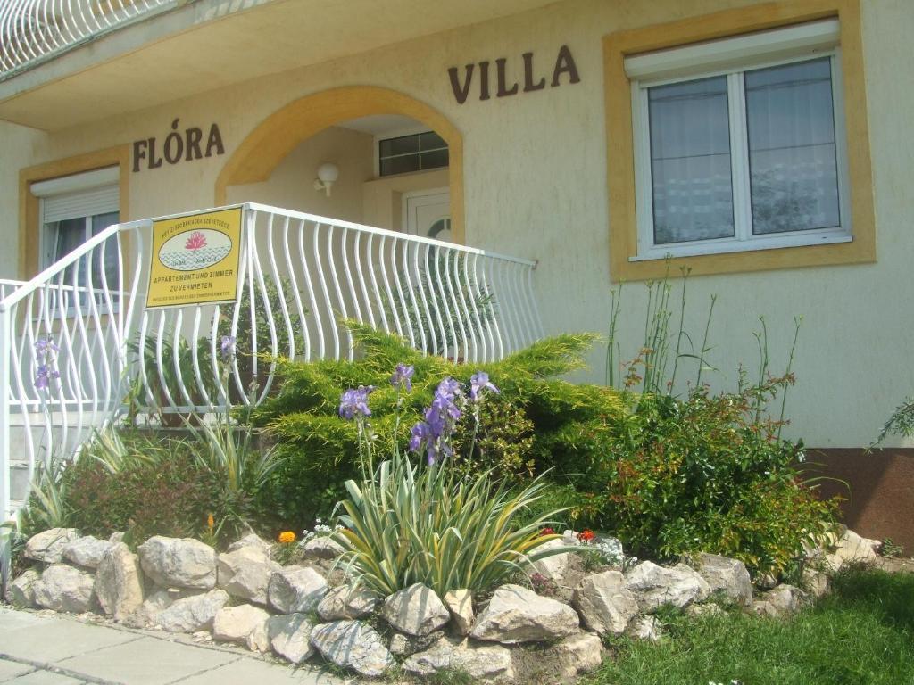 Flora Villa Hévíz Εξωτερικό φωτογραφία