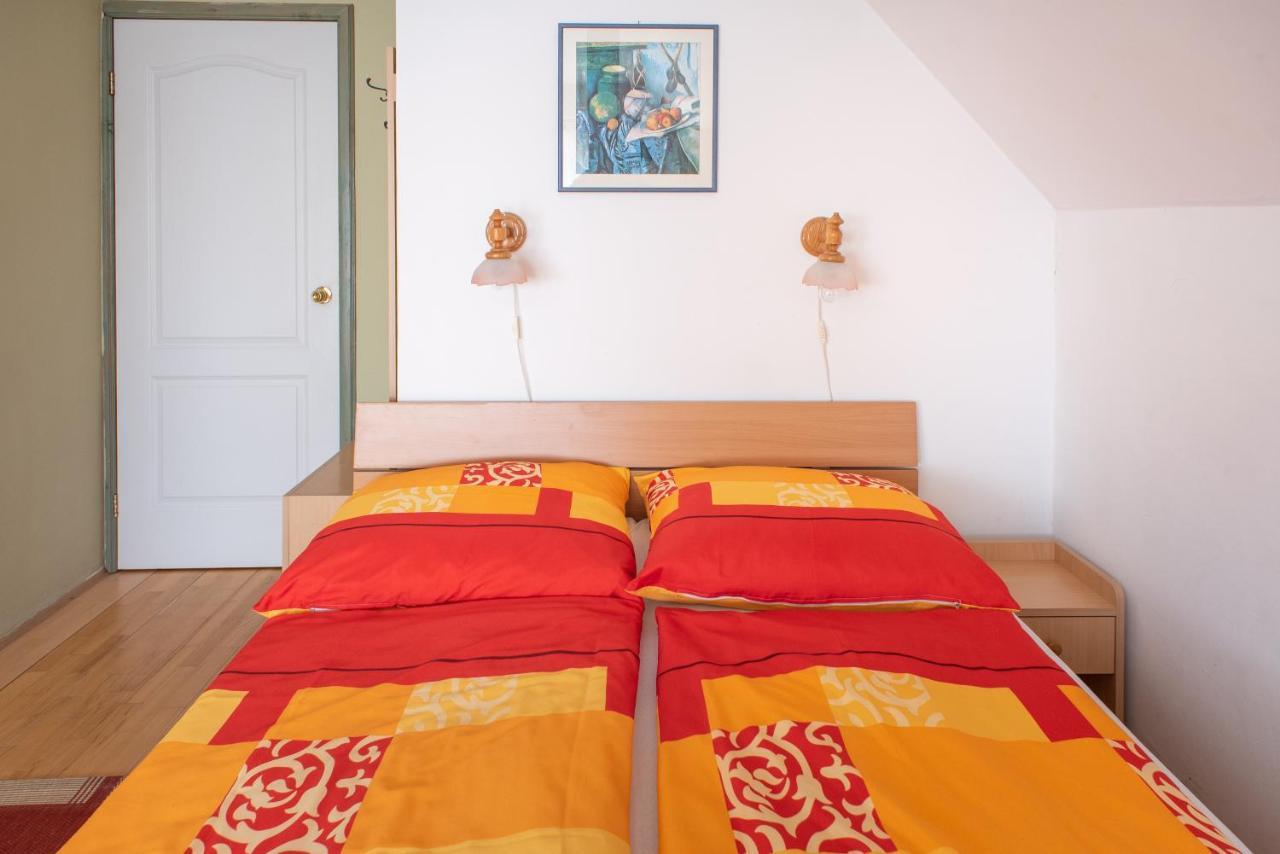 Flora Villa Hévíz Εξωτερικό φωτογραφία